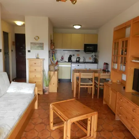 Avec Terrasse A Bormes-les-mimosas, Proche - Fr-1-251-921 *