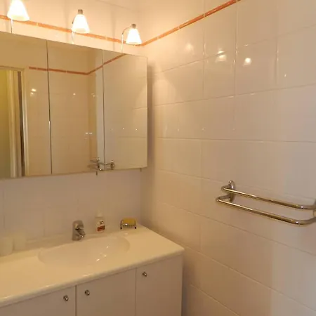 Avec Terrasse A Bormes-les-mimosas, Proche - Fr-1-251-921 דירה בורם-לה-מימוזה