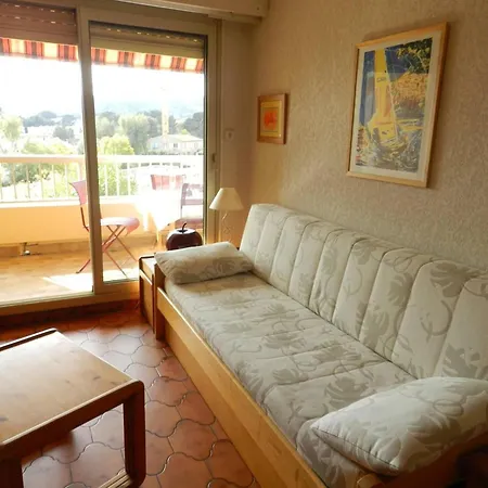 דירה Avec Terrasse A Bormes-les-mimosas, Proche - Fr-1-251-921 *